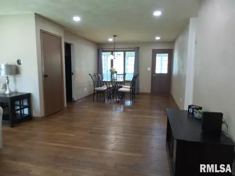 819 Green St, Henry, IL 61537 photo 18