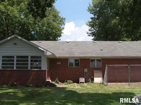 819 Green St, Henry, IL 61537 photo 58