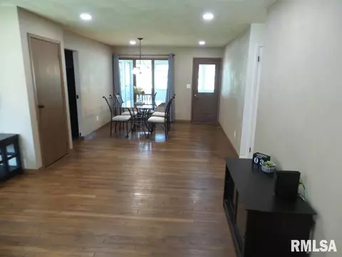 819 Green St, Henry, IL 61537 photo 16