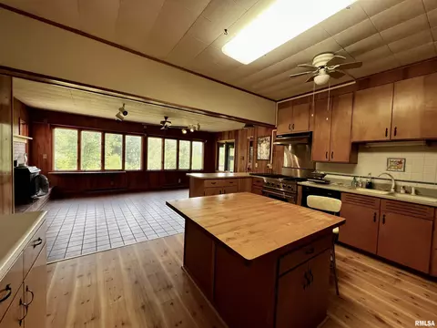 1601 Tower Rd, Macomb, IL 61455 photo 14