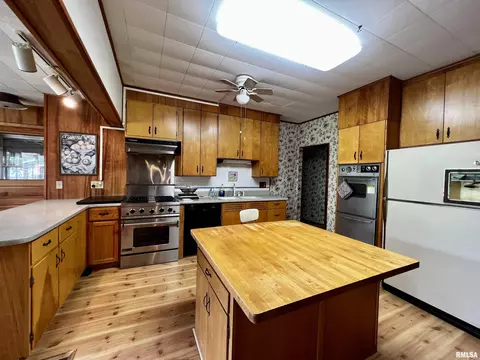 1601 Tower Rd, Macomb, IL 61455 photo 12