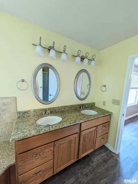 22 Holborn Ct, Washington, IL 61571 photo 45