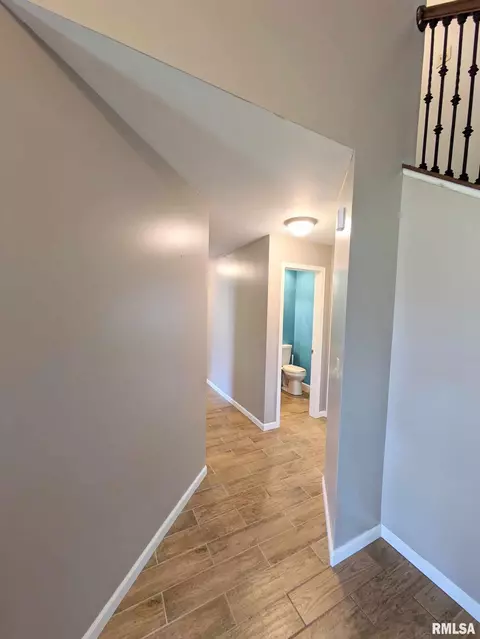 22 Holborn Ct, Washington, IL 61571 photo 12