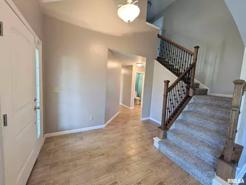 22 Holborn Ct, Washington, IL 61571 photo 37