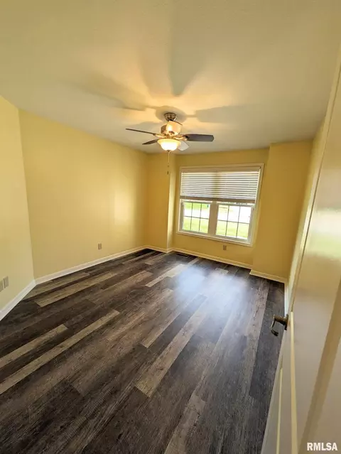 22 Holborn Ct, Washington, IL 61571 photo 32