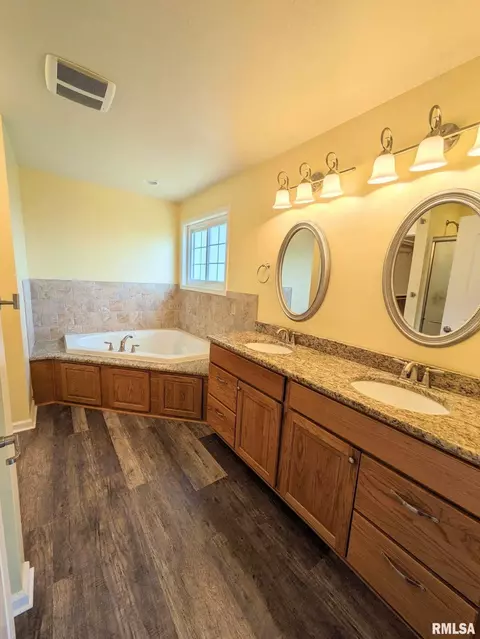 22 Holborn Ct, Washington, IL 61571 photo 43