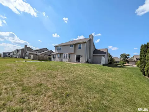 22 Holborn Ct, Washington, IL 61571 photo 6