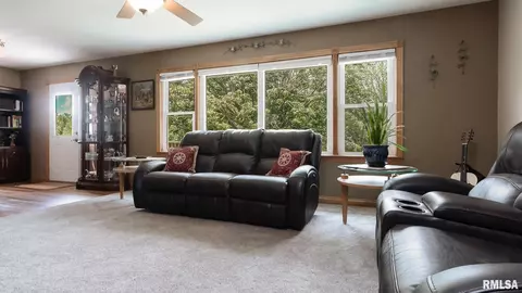 466 Grebner Rd, Metamora, IL 61548 photo 28