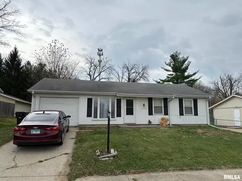 5926 N Taber St, Peoria, IL 61615