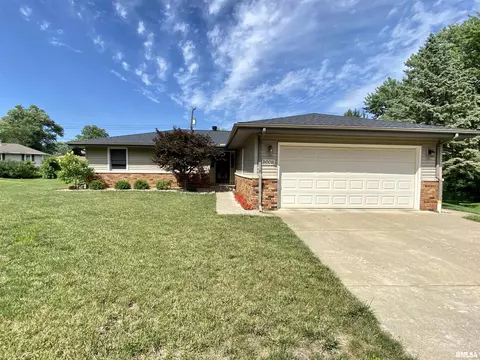 5003 W Edith Ct, Peoria, IL 61607
