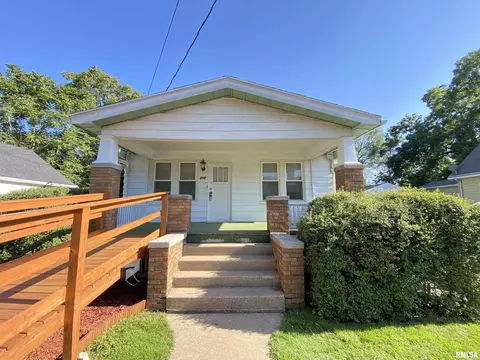 812 E Virginia Ave, Peoria, IL 61603