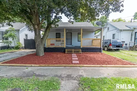 243 Chicago St, East Peoria, IL 61611