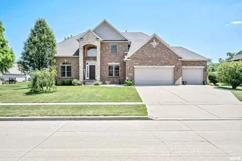 2209 Tyler Trl, Bloomington, IL 61705