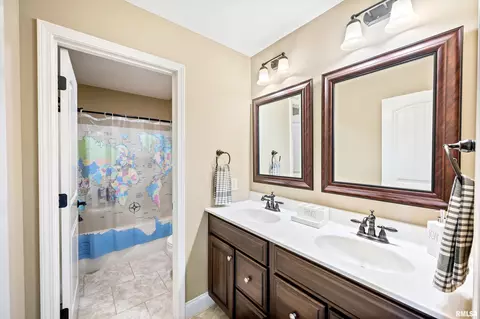 2209 Tyler Trl, Bloomington, IL 61705 photo 37