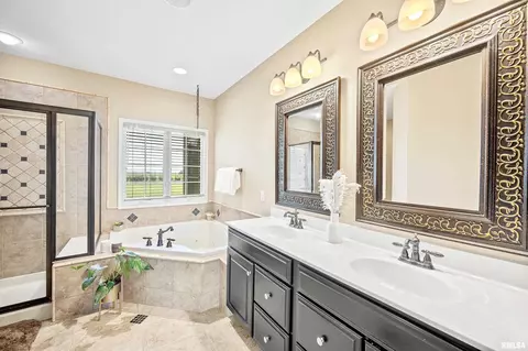 2209 Tyler Trl, Bloomington, IL 61705 photo 22
