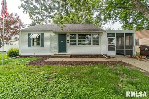 1108 E Wilson Ave, Peoria, IL 61603