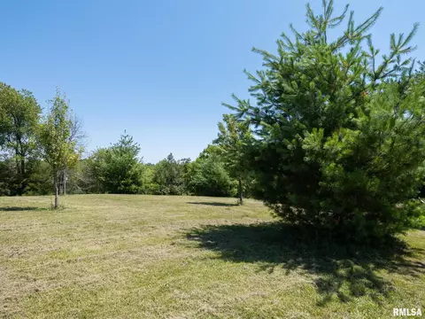 376 E Townhall Rd, Metamora, IL 61548