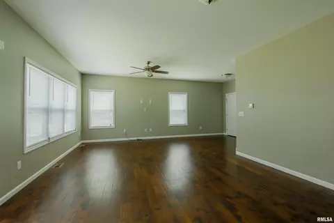 1431 Eagle Ave, Washington, IL 61571 photo 12