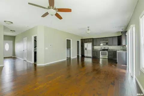 1431 Eagle Ave, Washington, IL 61571 photo 10