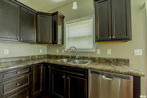 1431 Eagle Ave, Washington, IL 61571 photo 16
