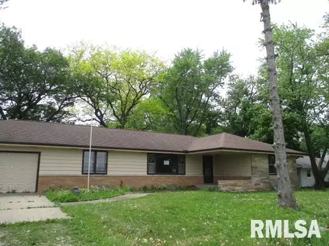 1604 4-h Park Rd, Pontiac, IL 61764