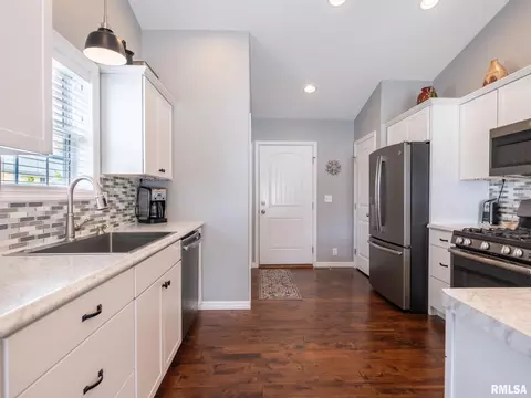 912 Devonshire Rd, Washington, IL 61571 photo 19