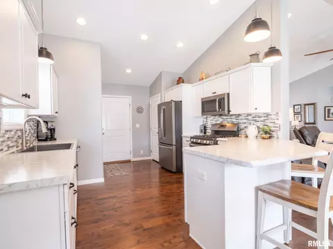 912 Devonshire Rd, Washington, IL 61571 photo 20