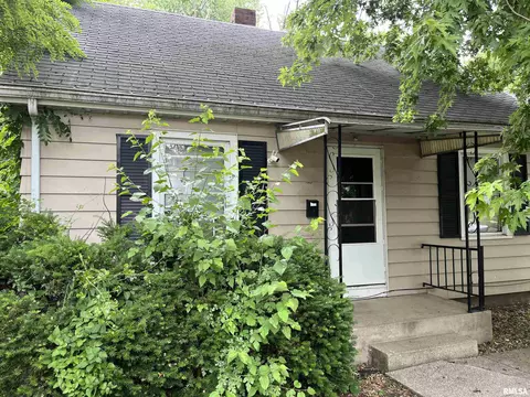 1702 N New York Ave, Peoria, IL 61603