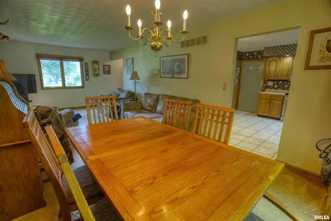 5019 S Chesterfield Ct, Mapleton, IL 61547 photo 5