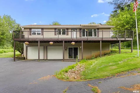 1523 Lakeview Rd N, Dahinda, IL 61428