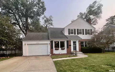400 W Richwoods Blvd, Peoria, IL 61604