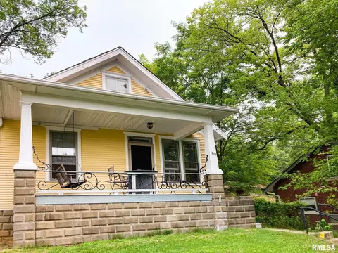 1819 W Martin Luther King Jr Dr, Peoria, IL 61605