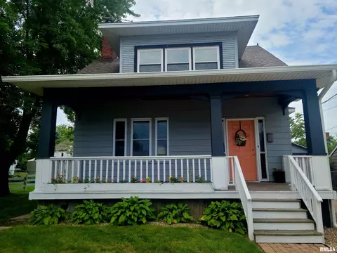 252 Howard Pl, Canton, IL 61520 photo 2