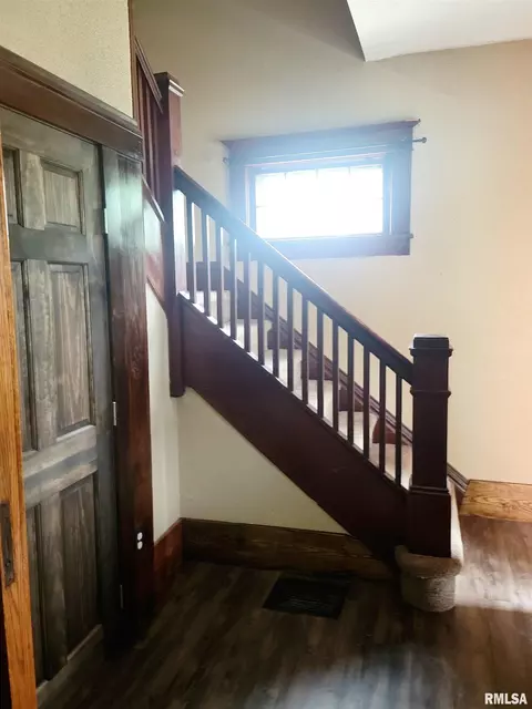 252 Howard Pl, Canton, IL 61520 photo 21