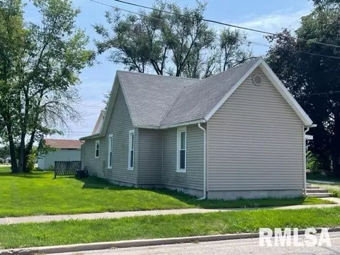 317 N Mcarthur St, Macomb, IL 61455