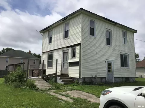 35230 N County Road 39, Farmington, IL 61531