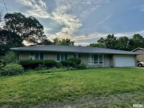 206 Fairoaks Ct, Bartonville, IL 61607