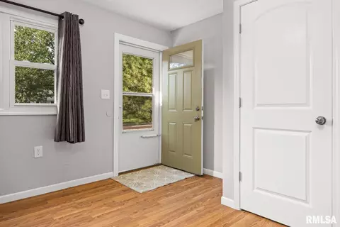 218 Radisson Rd, Marquette Heights, IL 61554 photo 5