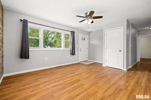 218 Radisson Rd, Marquette Heights, IL 61554 photo 7