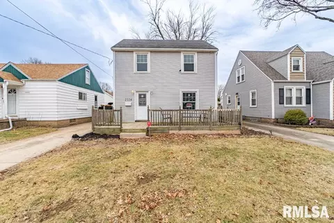 2324 W Barker Ave, West Peoria, IL 61604