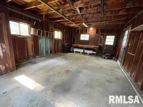 627 E Washington St, Macomb, IL 61455 photo 26