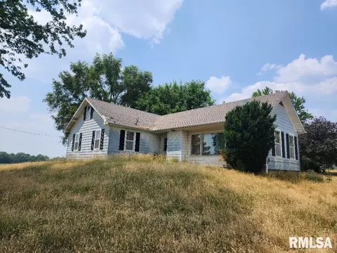16249 State Route 17, Wyoming, IL 61491