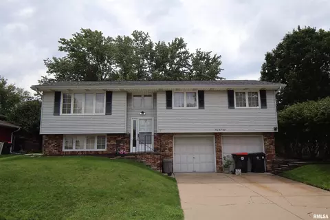 3608 W Castile Ct, Peoria, IL 61615