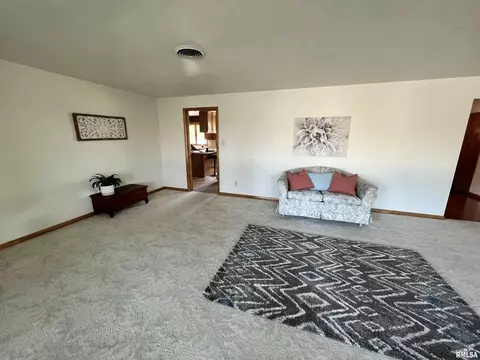 509 W Crestwood Dr, Eureka, IL 61530 photo 20