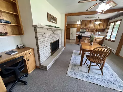 509 W Crestwood Dr, Eureka, IL 61530 photo 23