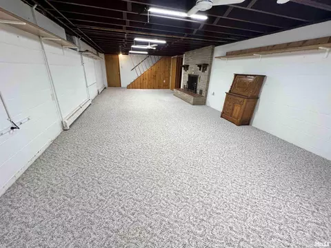 509 W Crestwood Dr, Eureka, IL 61530 photo 32