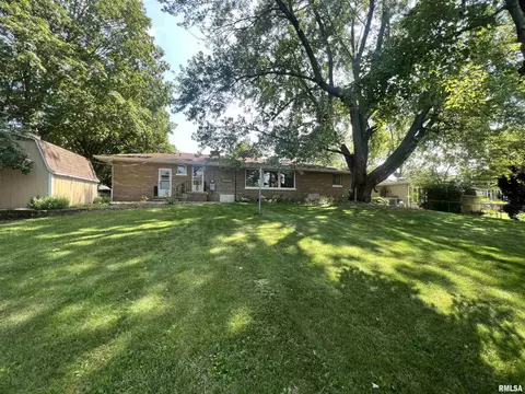 509 W Crestwood Dr, Eureka, IL 61530 photo 46