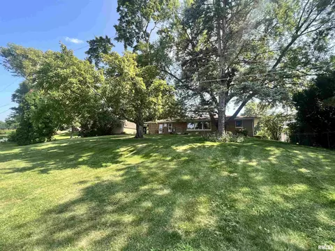 509 W Crestwood Dr, Eureka, IL 61530 photo 44