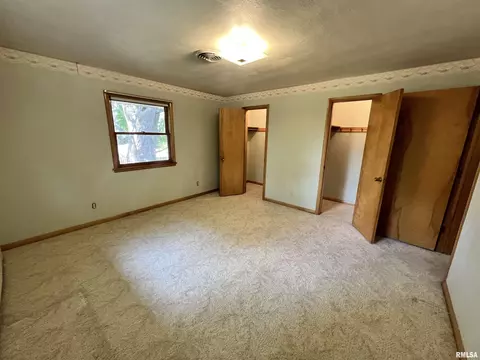 509 W Crestwood Dr, Eureka, IL 61530 photo 28