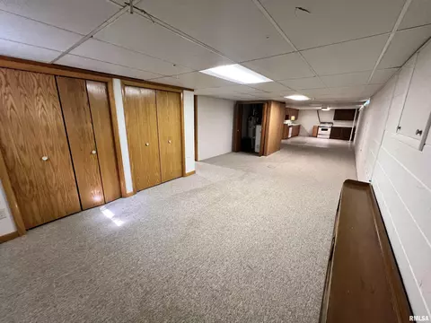 509 W Crestwood Dr, Eureka, IL 61530 photo 38